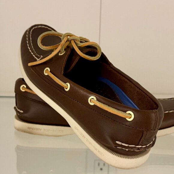 Sperry Women's Authentic Original 2 Eye Lace-Up Boat Shoe - Picture 4 of 7